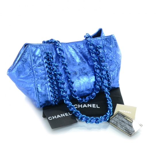 blue chanel bag gold chain