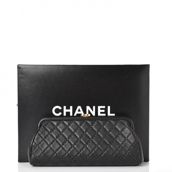 chanel clutch timeless