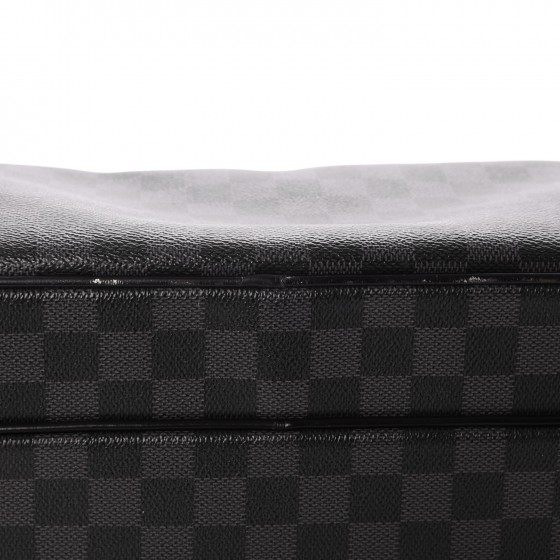 lv damier graphite sac leoh messenger