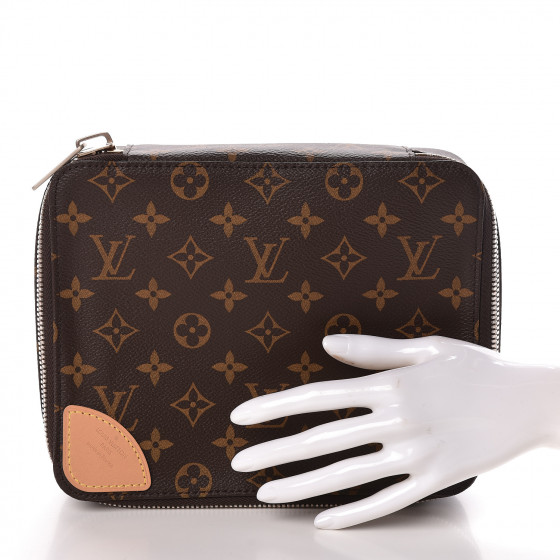 louis vuitton horizon accessories pouch