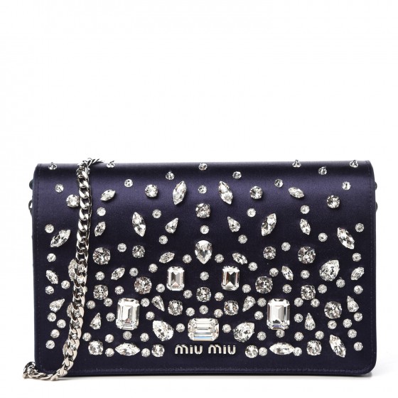 miu miu wallet on chain