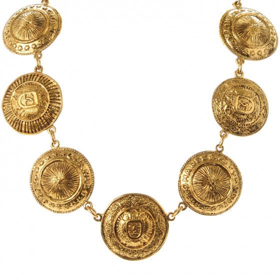 CHANEL Medallion Necklace Gold 147588 | FASHIONPHILE