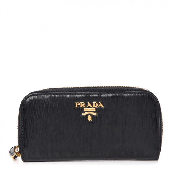 prada 6 ring key holder