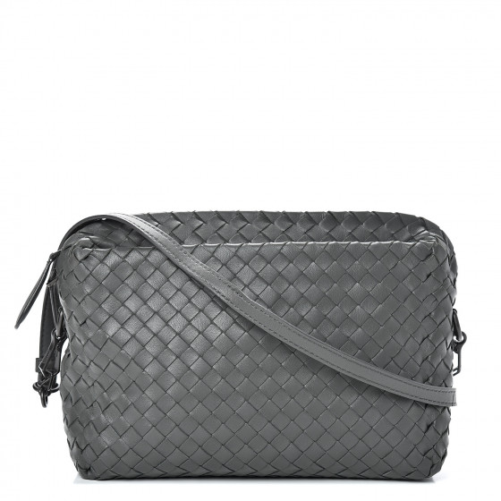 bottega veneta camera bag