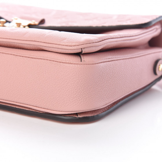 louis vuitton pochette metis rose poudre