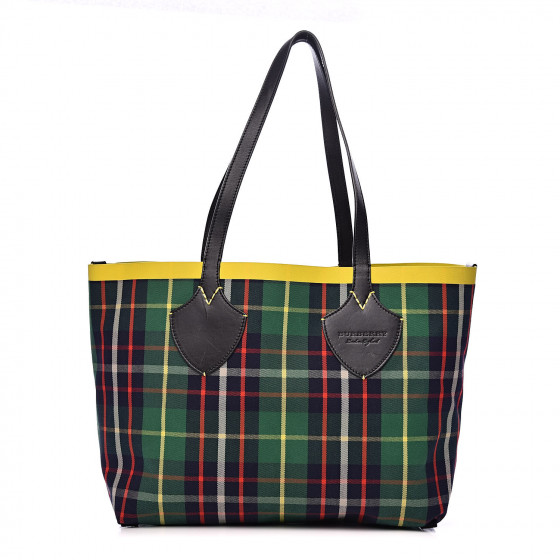 burberry giant reversible tote