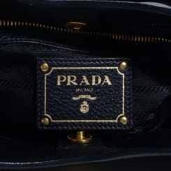 prada daino medium