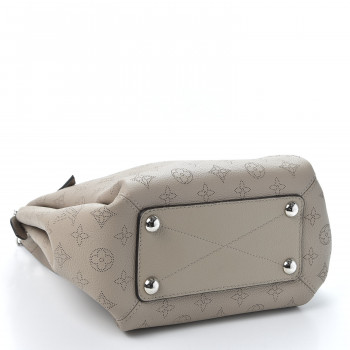 Louis Vuitton Babylone Handbag Mahina Leather Bb Neutral