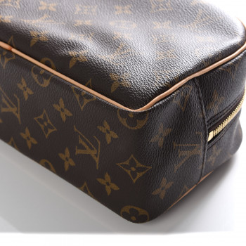 LOUIS VUITTON Monogram Toiletry Bag 25 555946