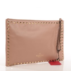 valentino rockstud clutch poudre