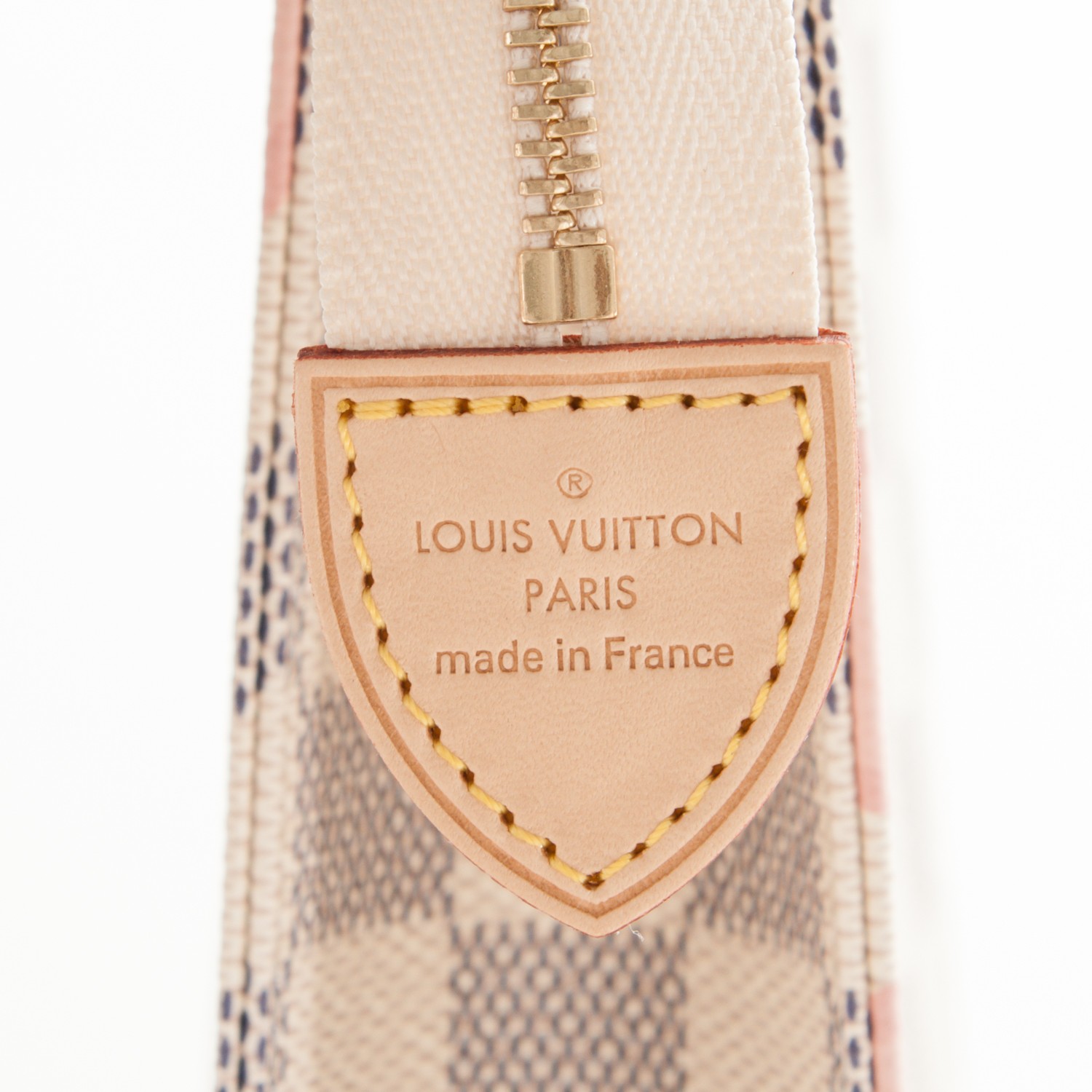 louis vuitton tahitienne toiletry pouch 26